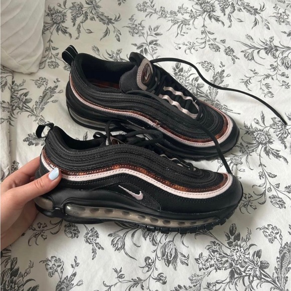Women’s Nike air max 97. Size 7 - Picture 4 of 4